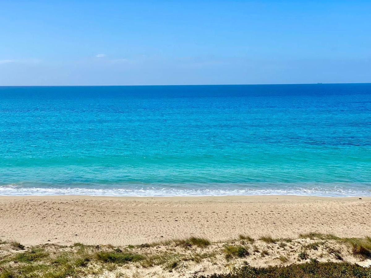 Beachfront House Geremeas Sardegna Apartment Bagian luar foto