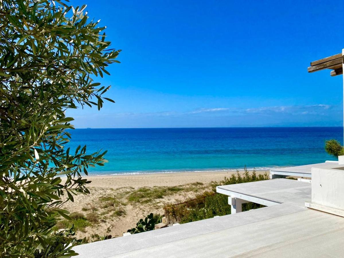 Beachfront House Geremeas Sardegna Apartment Bagian luar foto